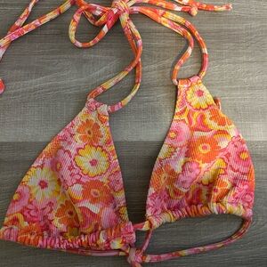 Kulani Kinis bikini top